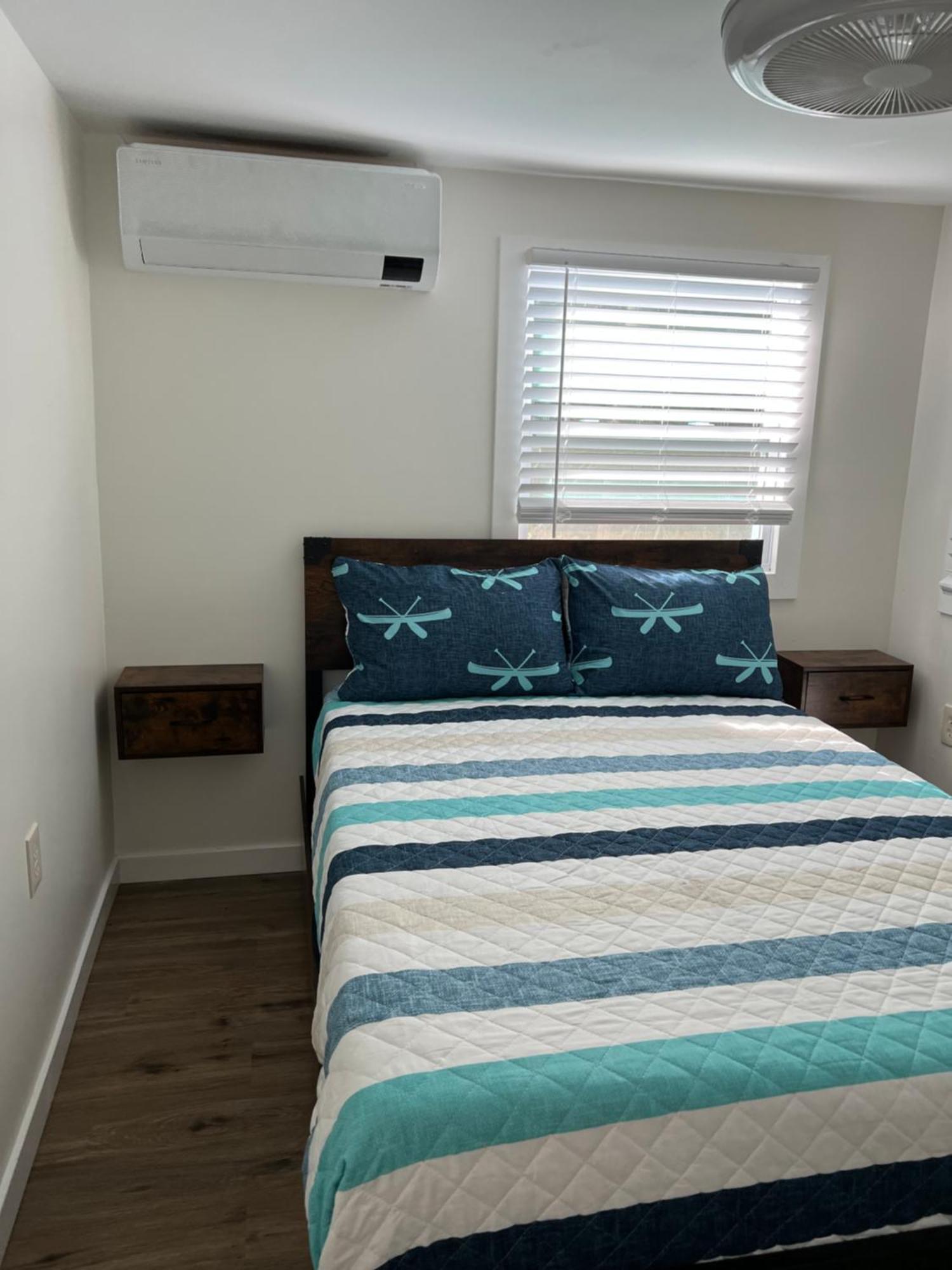 Nature Coast Inn & Cottages Inglis Extérieur photo